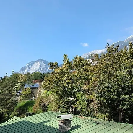 Tiroler Mit Bergblick * Інсбрук